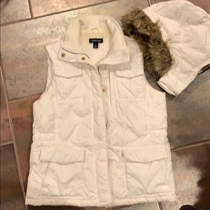Land’s End Woman’s Down Vest